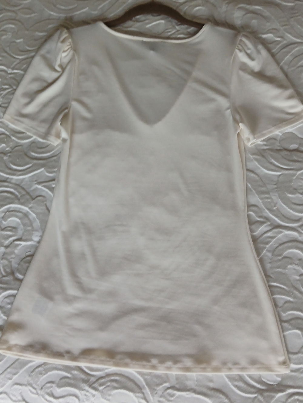 Express Cream V-Neck Blouse - Picture 3 of 4